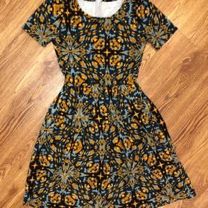 LuLaRoe Amelia Dress size Small
